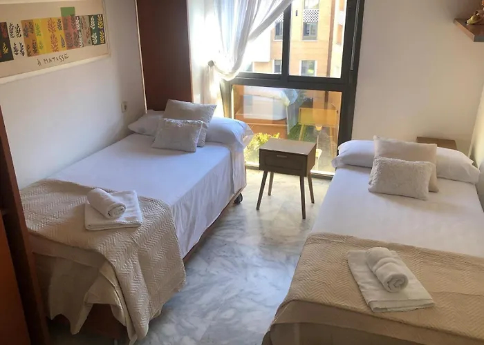 Tu Oasis De Lujo Junto Al Guadalquivir