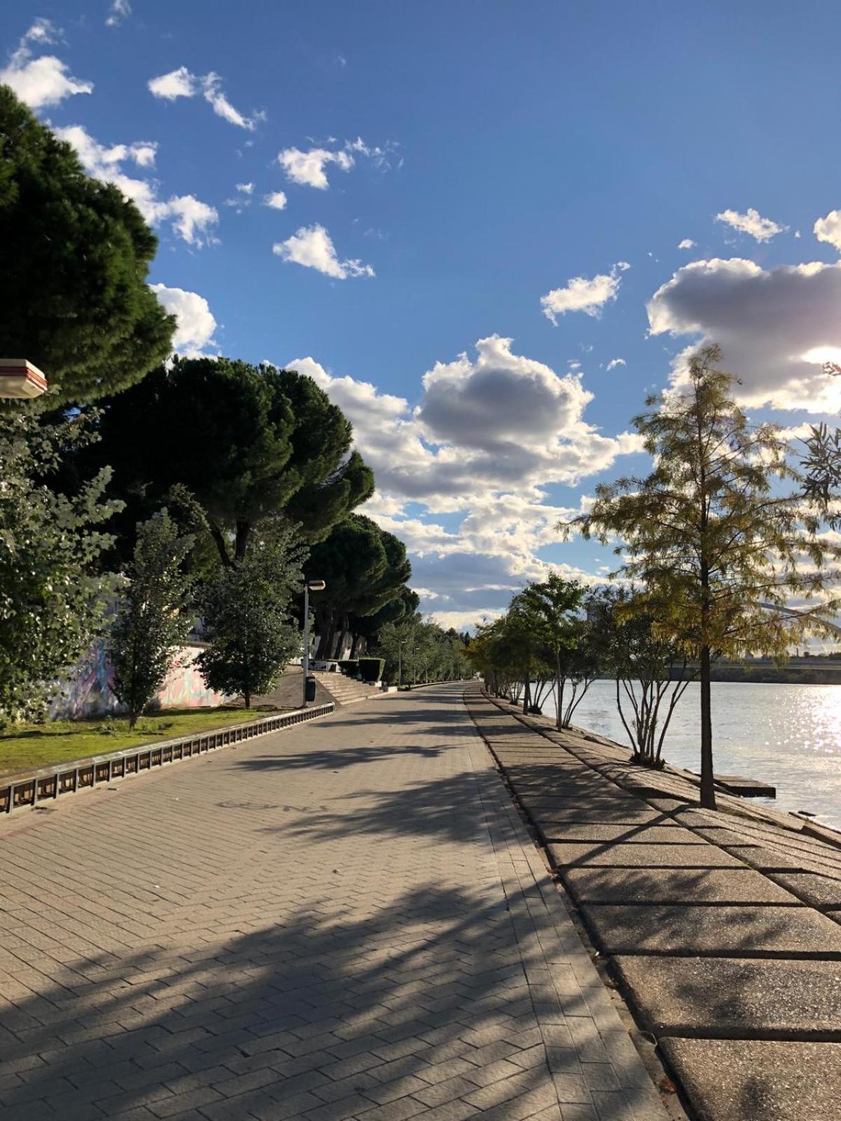 Tu Oasis De Lujo Junto Al Guadalquivir Apartment Sevilla